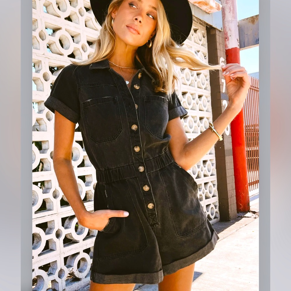 NWT Show me your mumu cannon romper in black